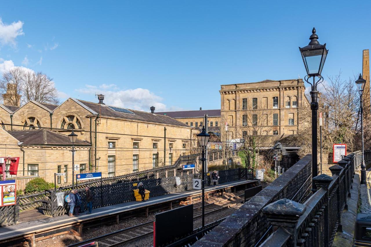 Riverside Balcony Apartment With Parking Just Minutes To Saltaire Shipley (West Yorkshire) Exterior foto